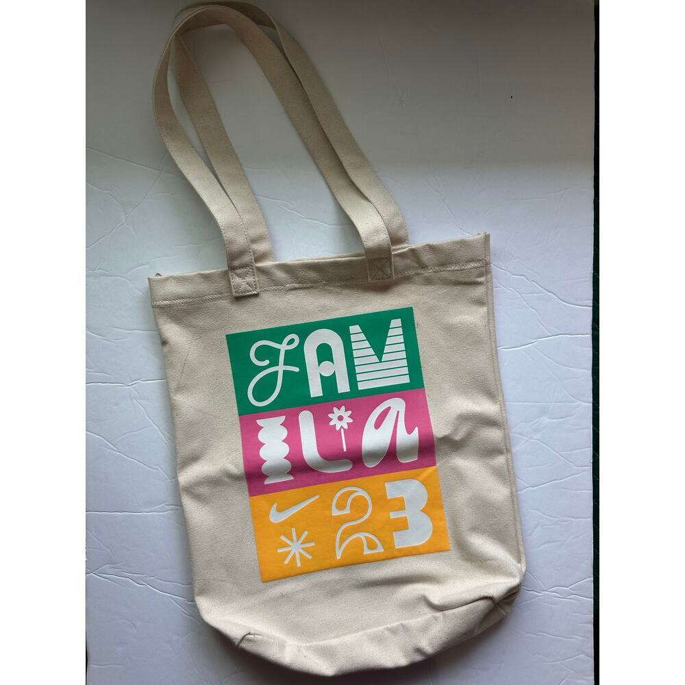 NWOT Nike Familia 2023
Hispanic Heritage Month Canvas Tote Bag